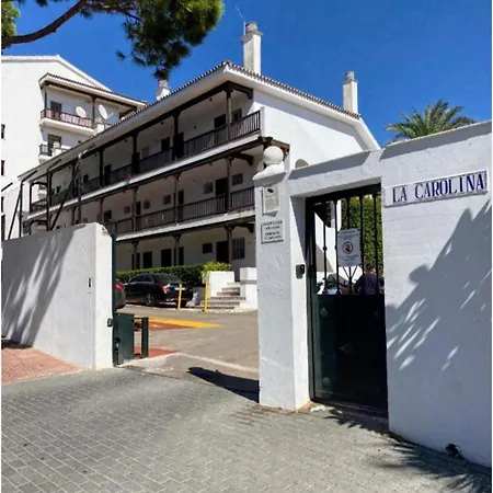 La Carolina Pool View Апартаменти *