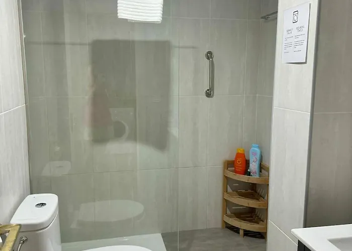 La Carolina Pool View *