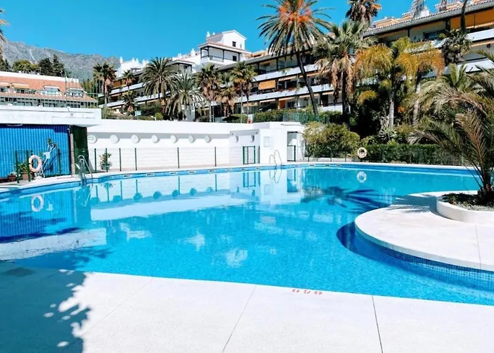 La Carolina Pool View 아파트 *