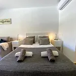 Apartment La Carolina Pool View Marbella
