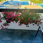 La Carolina Pool View Apartment *