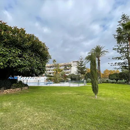 La Carolina Pool View Apartment Marbella