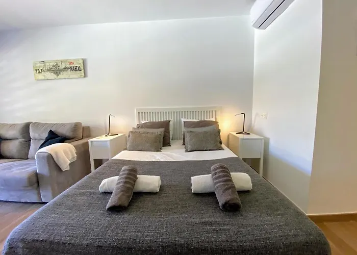 Διαμέρισμα La Carolina Pool View Μαρμπέλλα