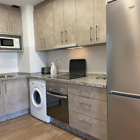 La Carolina Pool View 公寓 *